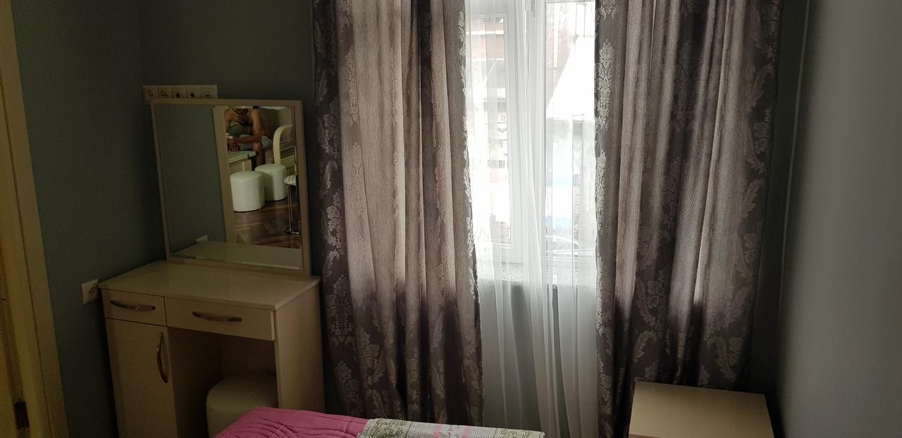 Apartament Shushana Batumi Eksteriør bilde